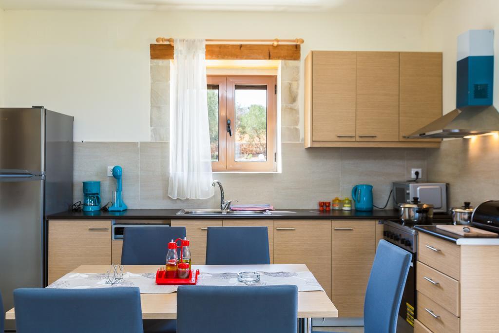 Dimokritos Villas, A Homestay Experience, By Thinkvilla Angeliana  Exteriör bild